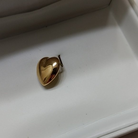 Vintage gold heart charm - Picture 1 of 2